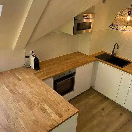 Apartment Duplex 100m De La Et 20min Des Chantiers