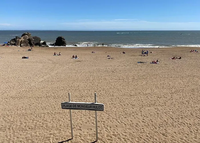 Duplex 100m De La Et 20min Des Chantiers Apartment