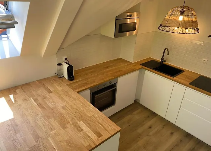 Apartment Duplex 100m De La Et 20min Des Chantiers