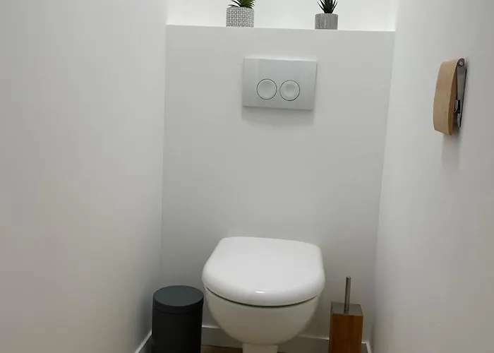 Duplex 100m De La Et 20min Des Chantiers Apartment