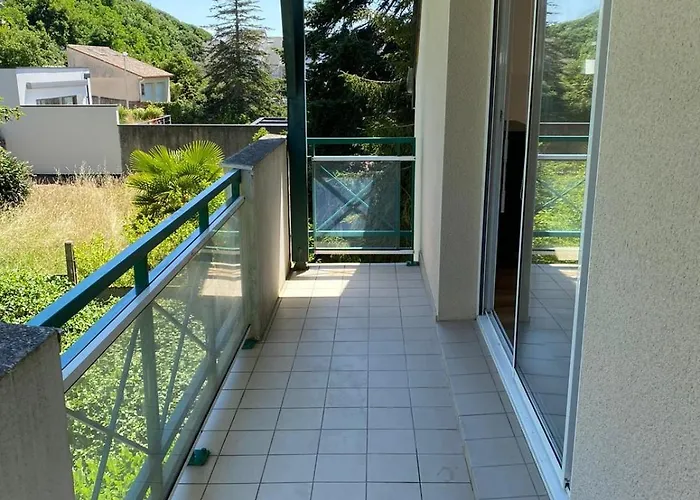Duplex 100m De La Et 20min Des Chantiers Apartment *